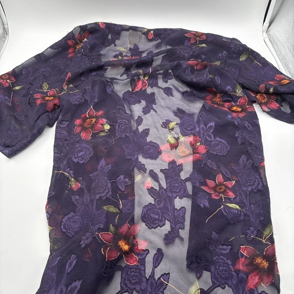 Secret Treasures Lingerie‎ Cover Robe Shawl Purple Floral Pattern 100% Polyester